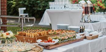 Фуршет на 100 персон